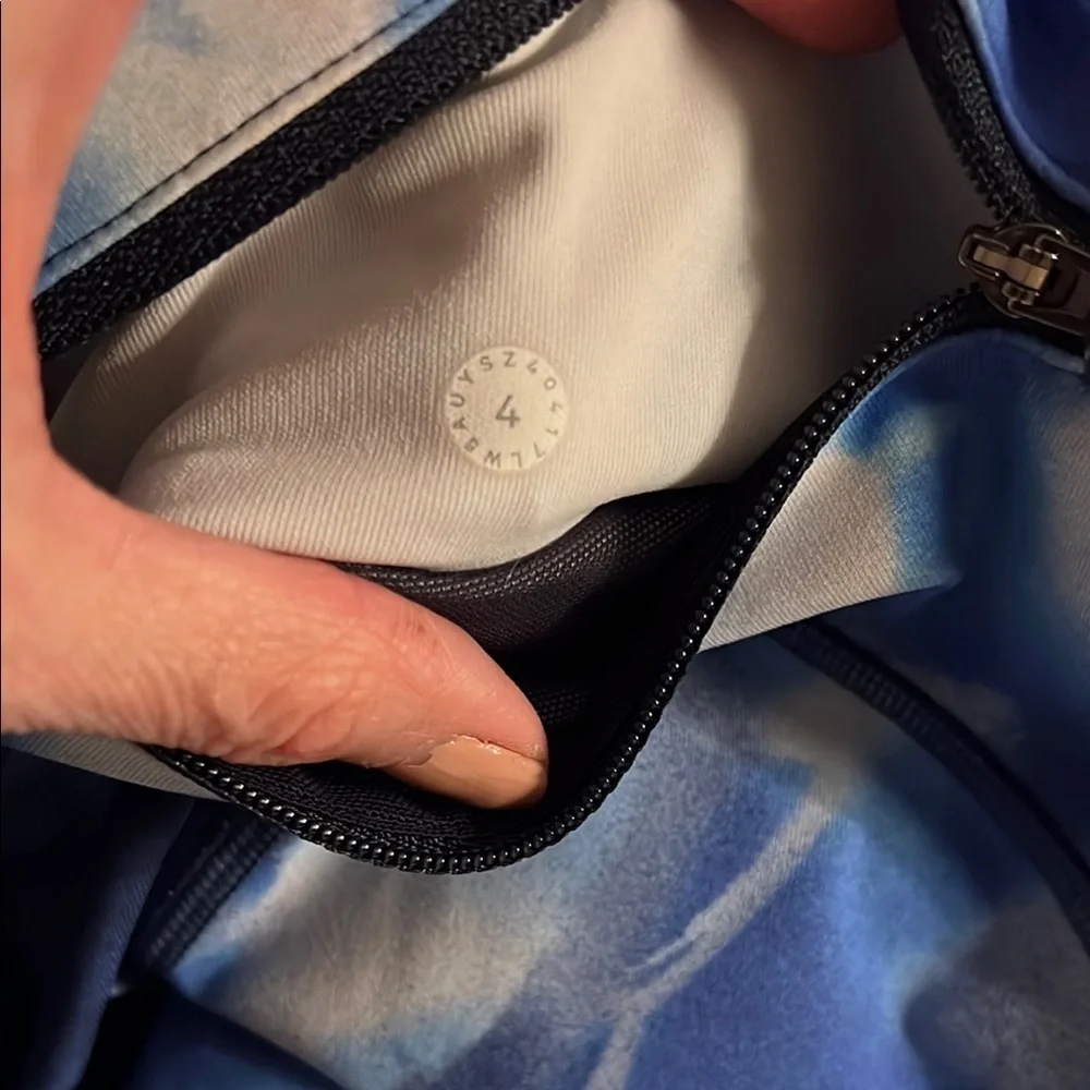 Lululemon Speed Up Tight *Full-On Luxtreme 28